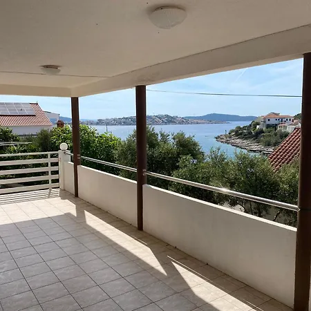 Franjica Apartment *